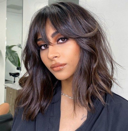 17 Lob Haircut Ideas for 2024: From 90s Vibes to Modern Chic