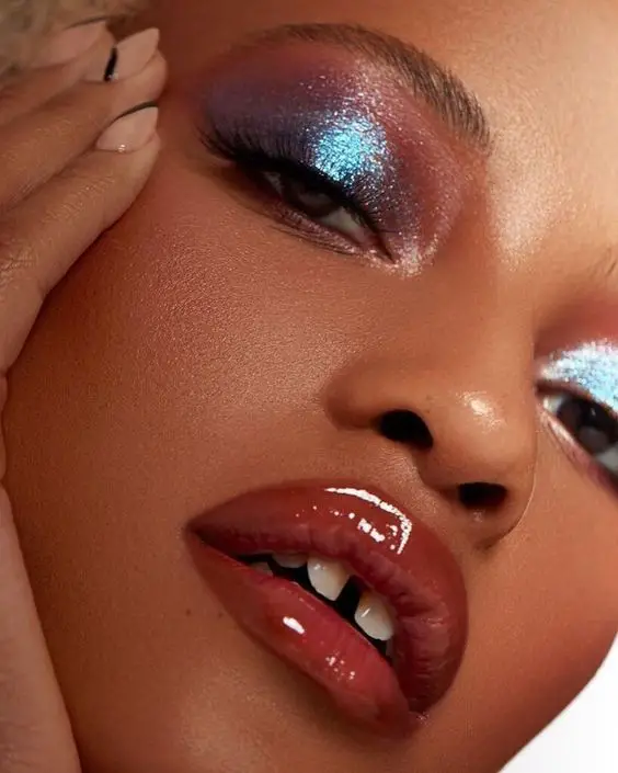 17 Striking New Year's Eye Makeup Ideas to Welcome 2024