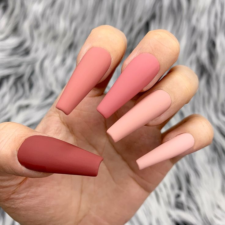 15 Chic Matte Winter Nail Ideas for 2023-2024