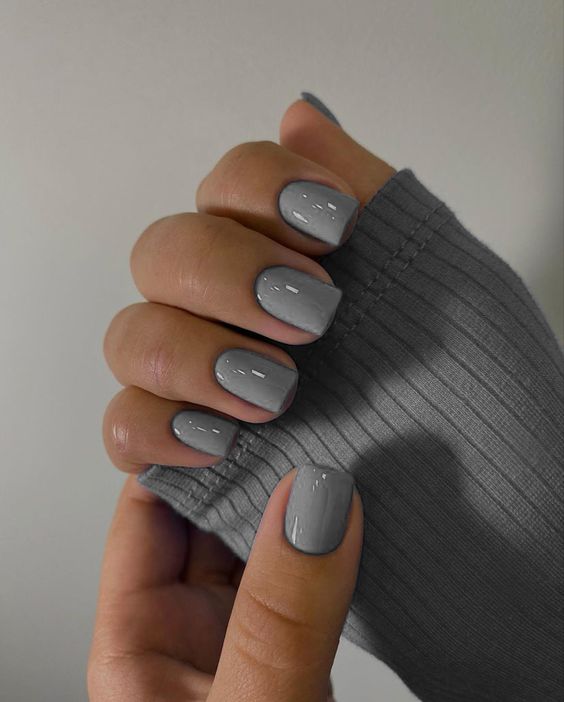19 Exciting New Year's Nail Colors for 2024 - Gel, Blue, Matte ...