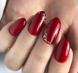 17 Stunning Short Gold New Year S Nail Ideas For 2024 Rose Black   Cfbe2c43a1fff3be1a7fb962cc7743ad 300x281 