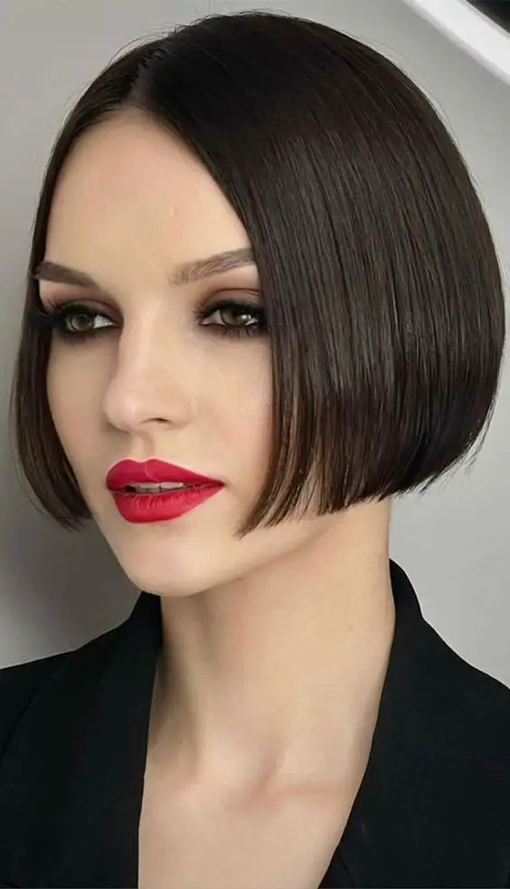 17 Stylish Haircuts for Fine Hair in 2024