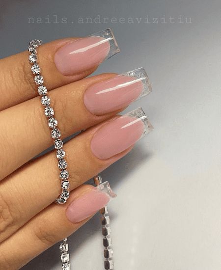 19 Simple Winter Nail Ideas for 2023-2024