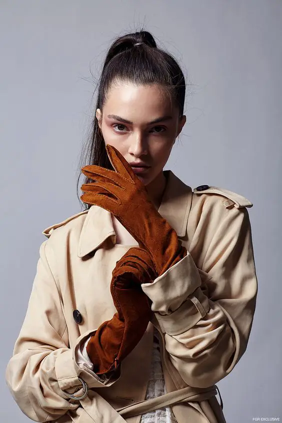 Gloving It Up: The Chic 2024 Guide to Elevating Your Style with Gloves