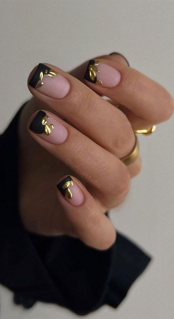 Square Nail Designs 2024: Embracing Elegance and Creativity in Every Tip
