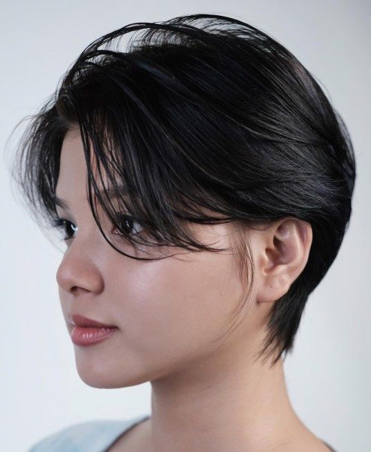 15 Trendy Short Hair Hairstyles for 2024