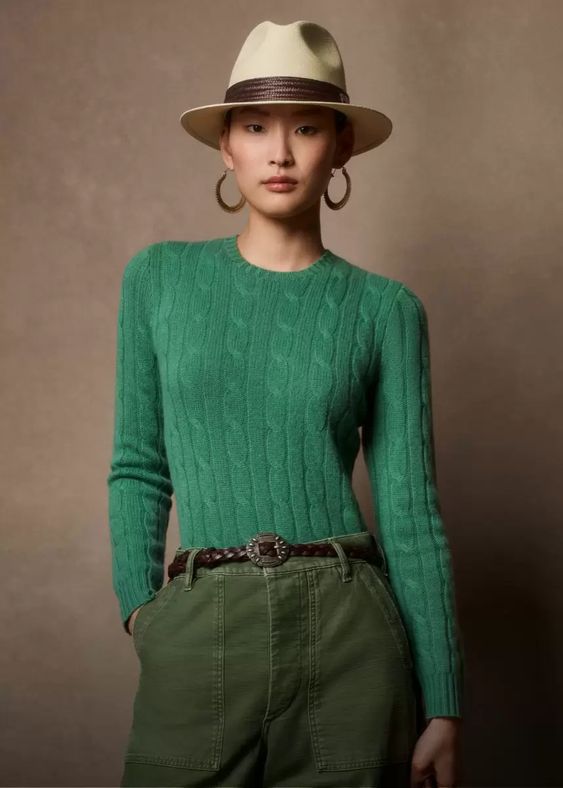 Effortless Elegance: Minimalist Spring Outfits for 2024 Wardrobe