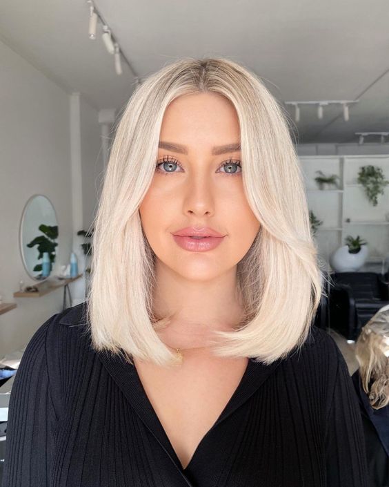 2024 Shoulder-Length Spring Haircuts: Twist, Blonde Color Ideas, and More
