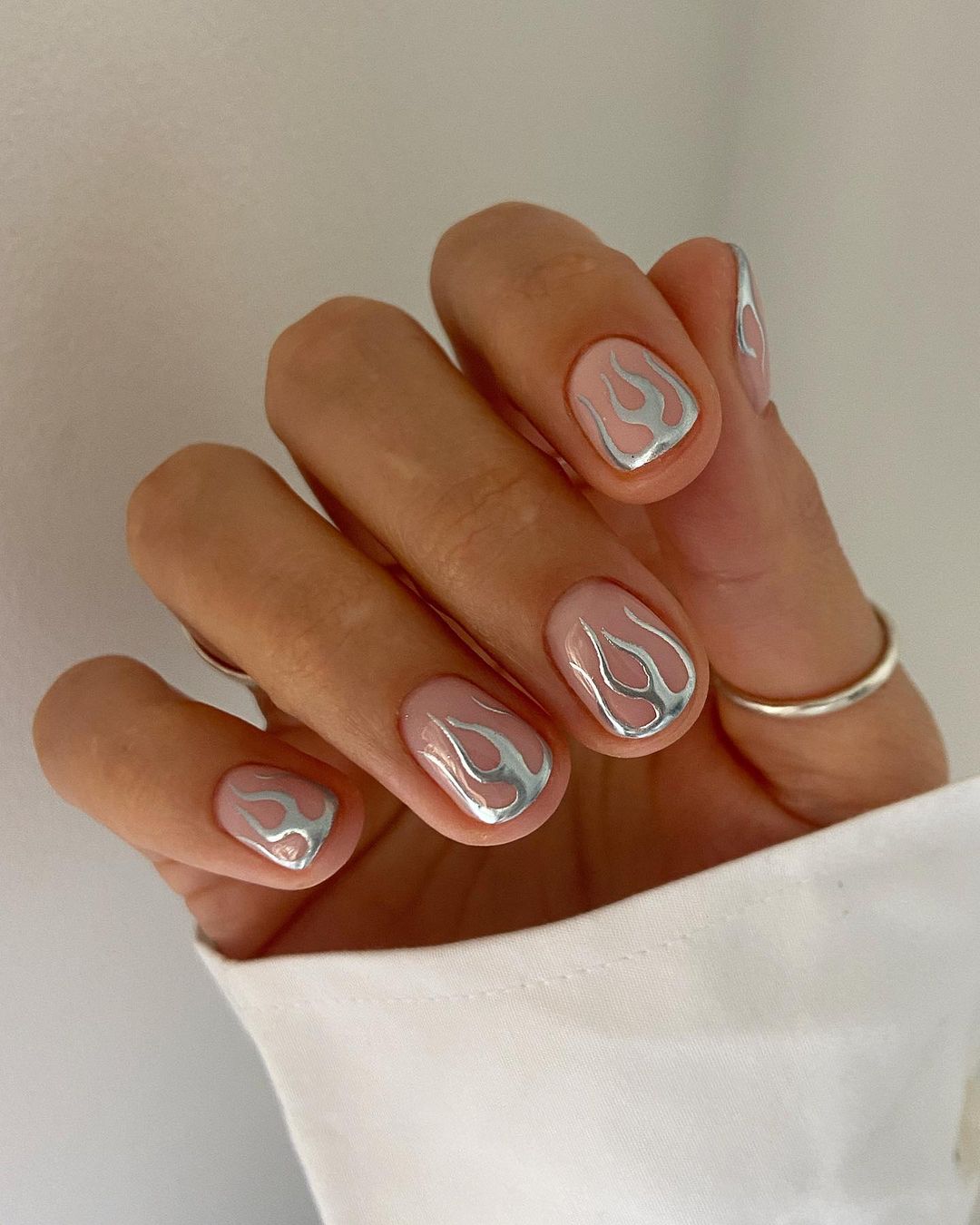 Stay Cool and Chic: Summer Short Acrylic Nail Designs