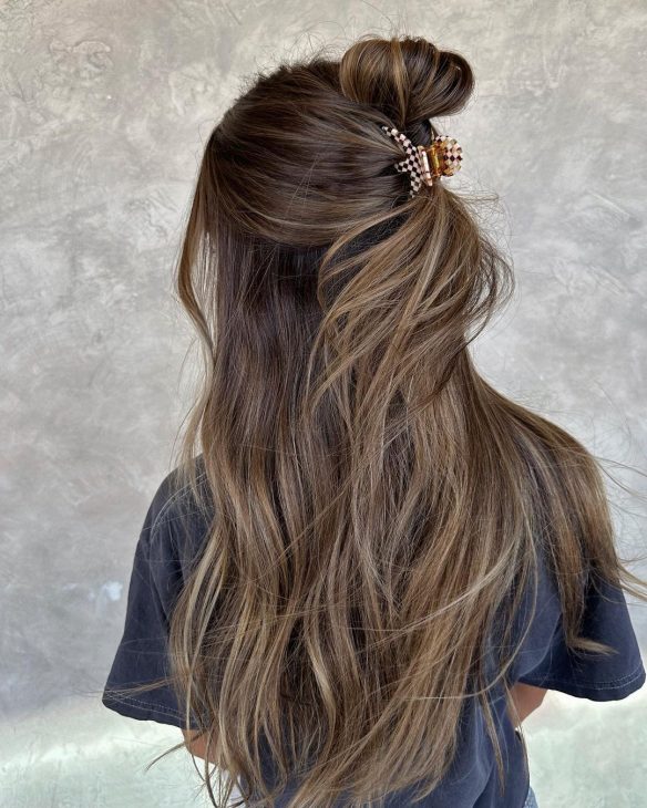 Quick and Easy Hairstyles for Summer 2024