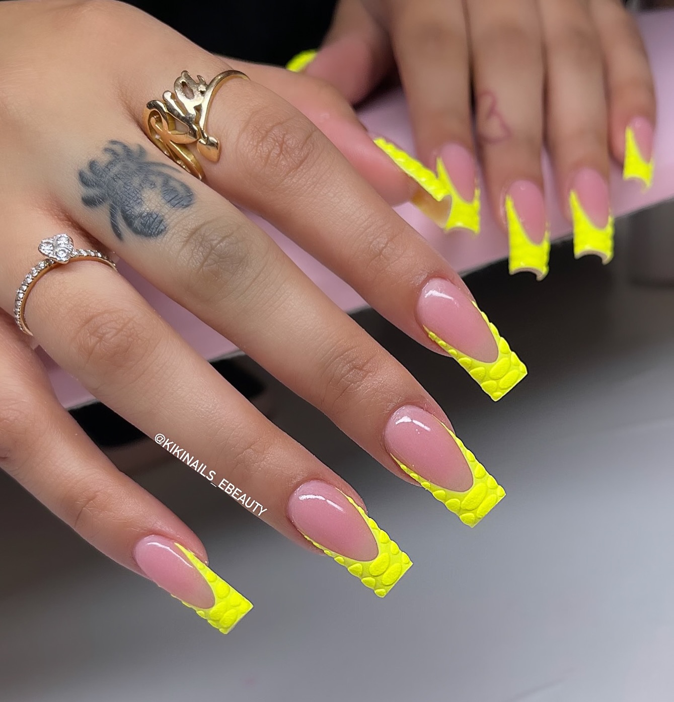 Glamorous Summer Acrylic Nail Designs 2024: Elevate Your Style