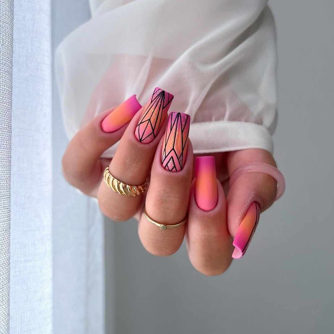 Effortlessly Stylish: Simple Summer Nail Designs You'll Love