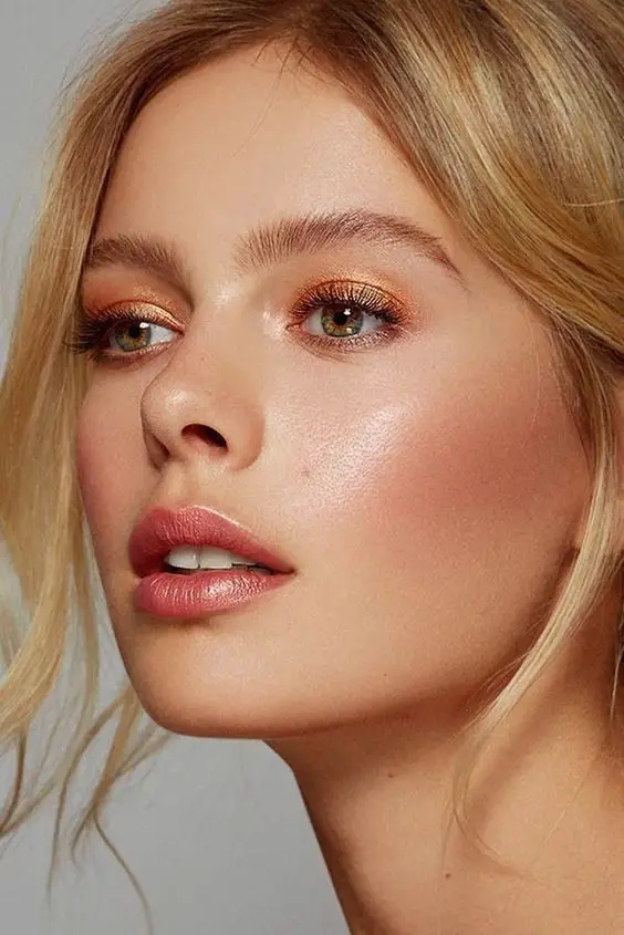 25 Light Summer Makeup Ideas: Enhance Your Natural Beauty with Ease
