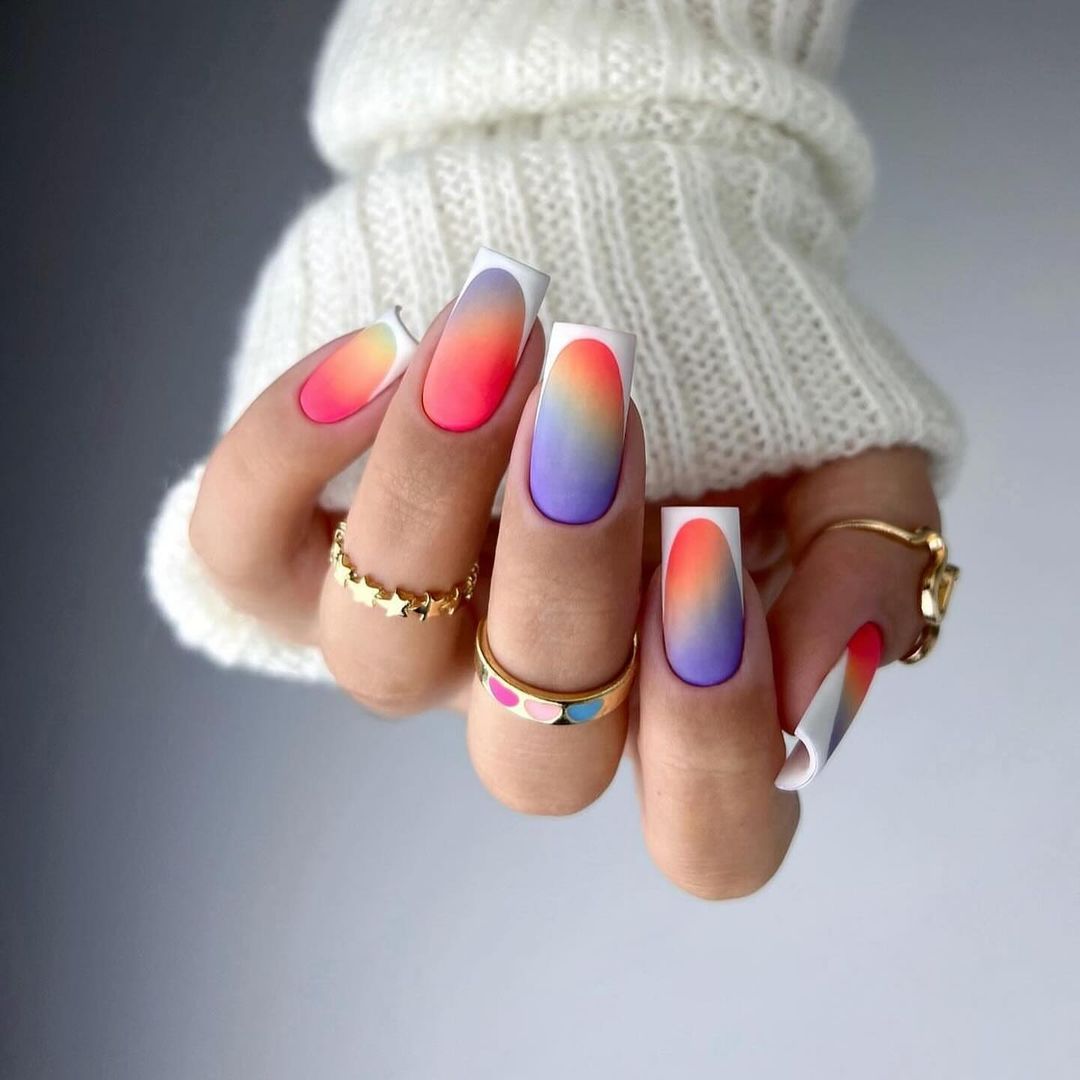 25 French Tip Nail Designs for a Chic Summer Style