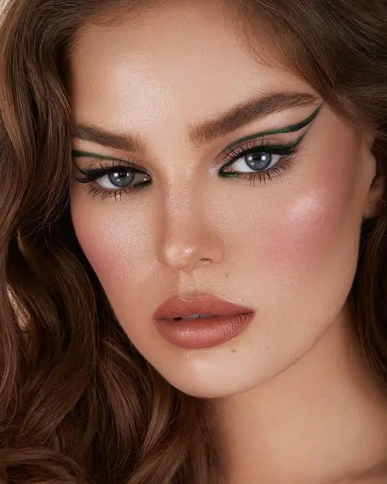 Unlock Your Summer Glow: 29 Irresistible Makeup Ideas for Those Fabulous Friday Nights