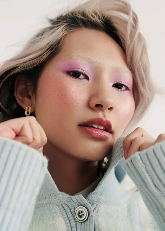 Get Inspired: 27 Colorful Summer Makeup Ideas to Brighten Your Look