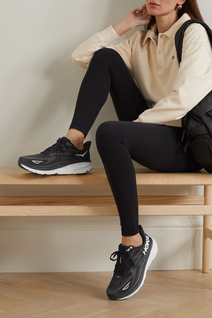 27 Best Fall Women's Sneakers: Comfortable and Fashionable Picks
