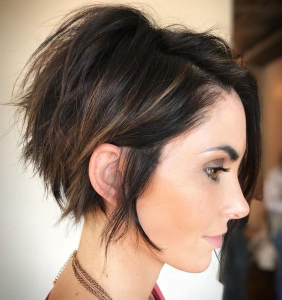 27 Layered Fall Hairstyles to Inspire You This Season