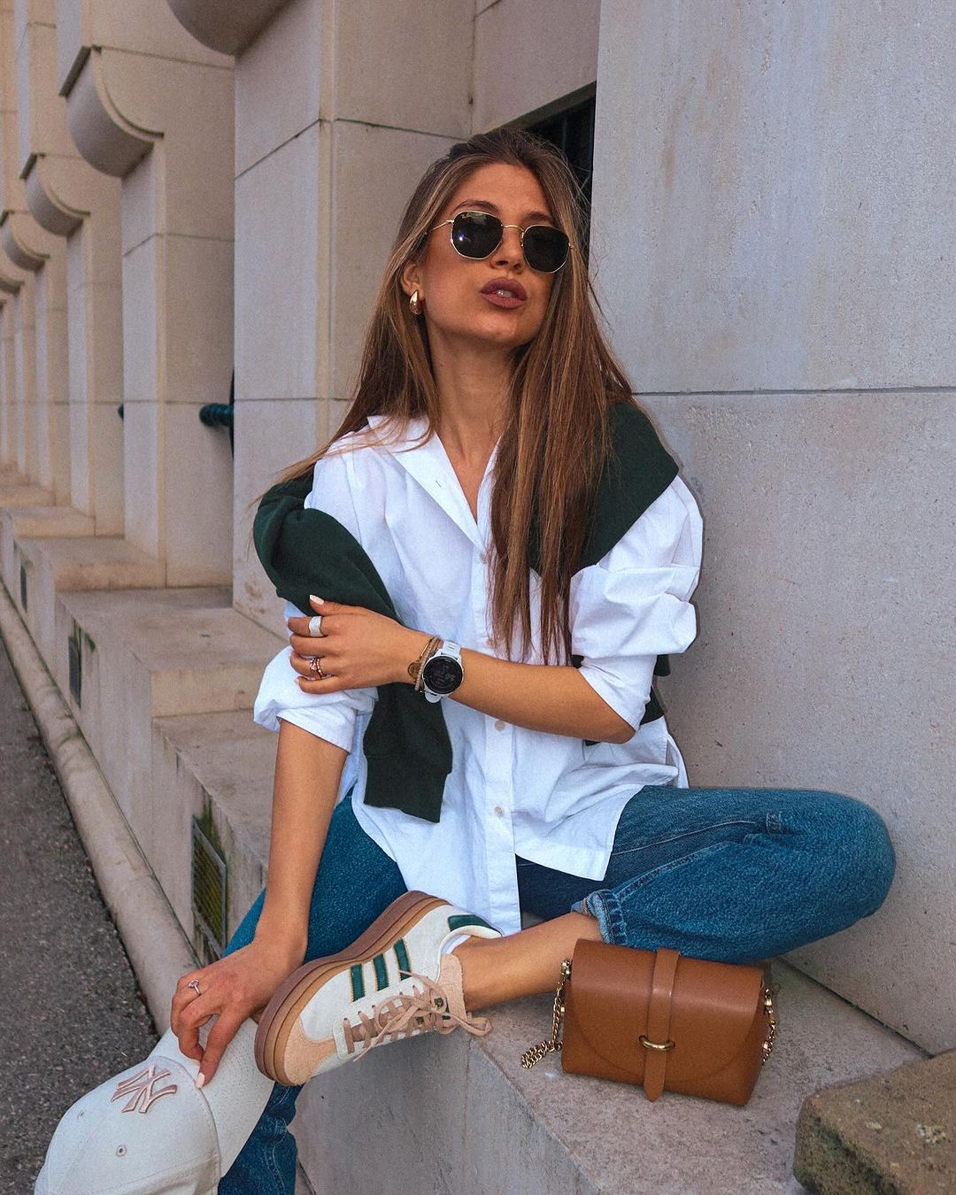 Fall Outfits with Jeans: 31 Stylish Ideas for the Season
