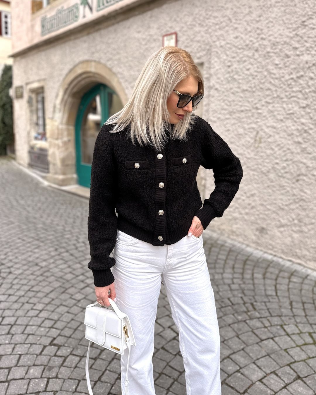 25 Fall Outfits for 40-Year-Old Women: Stylish Ideas to Try This Season