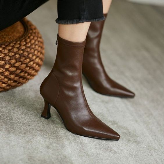 27 Stylish Women's Booties for Fall: Perfect Pairings and Outfit Ideas