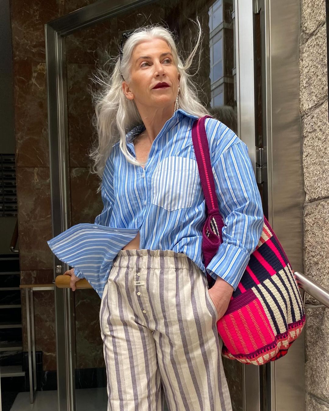 27 Fall Outfits for 60-Year-Old Women: Stylish and Comfortable Ideas