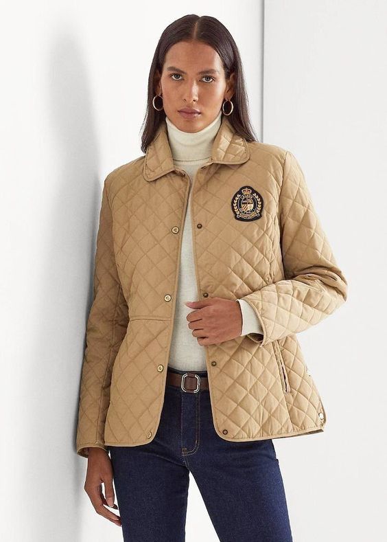 29 Stylish Women's Fall Jackets for 2024: Must-Have Trends