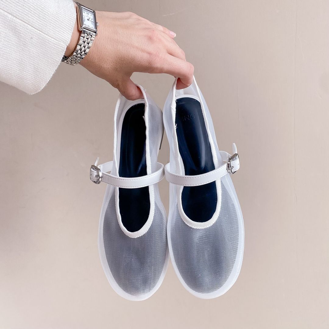 25 Creative Ideas for Styling Ballet Flat Shoes