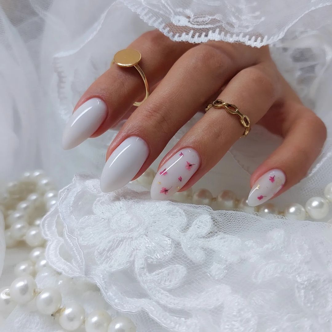 Fall Wedding Nails 2024: 29 Elegant Ideas for Your Big Day