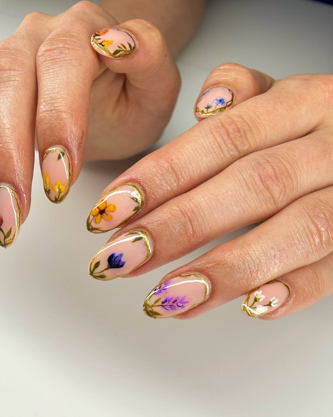 25 Creative Fall Nail Designs You’ll Love This Season