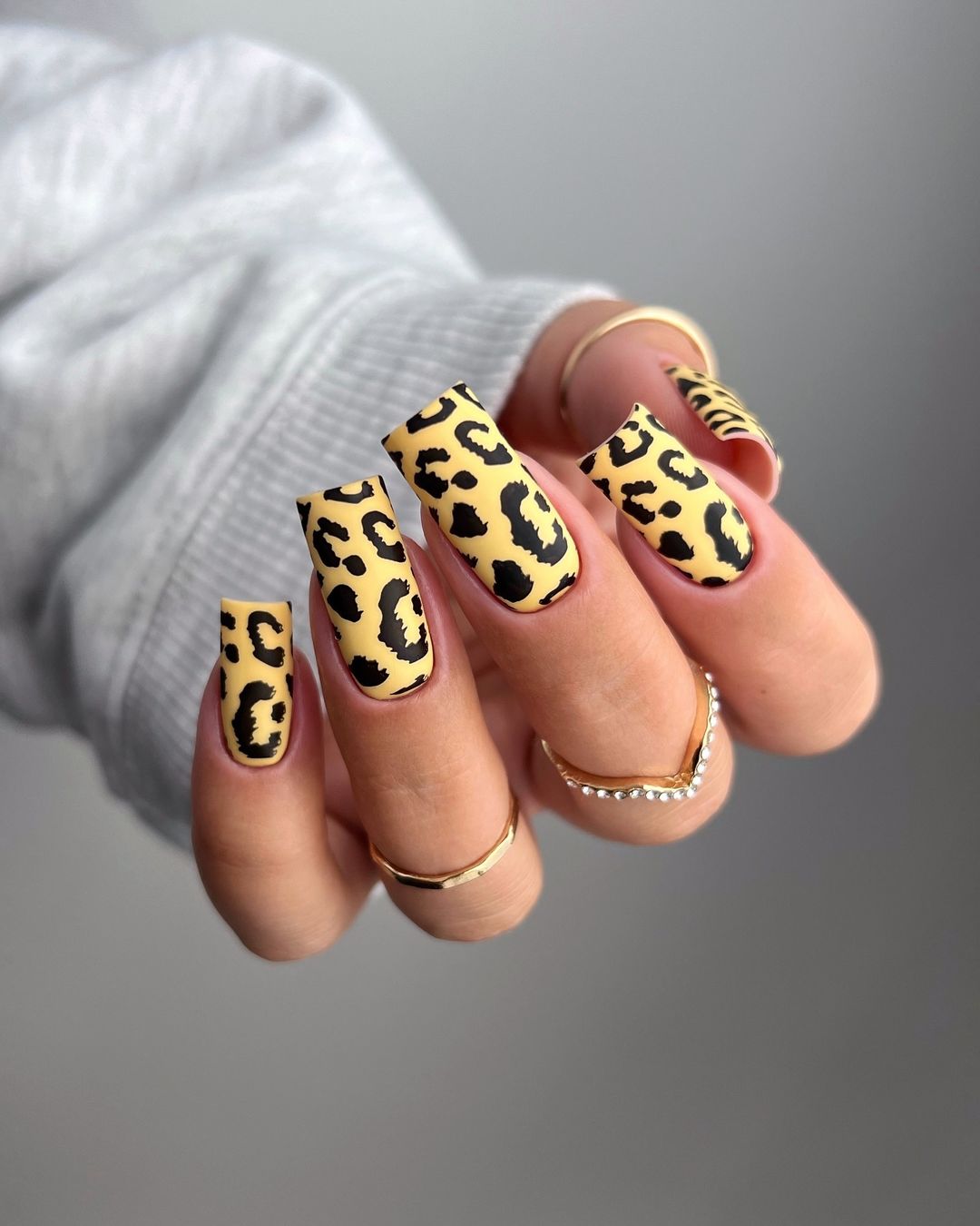Easy Fall Nail Designs: 25 Stunning Ideas to Try This Season
