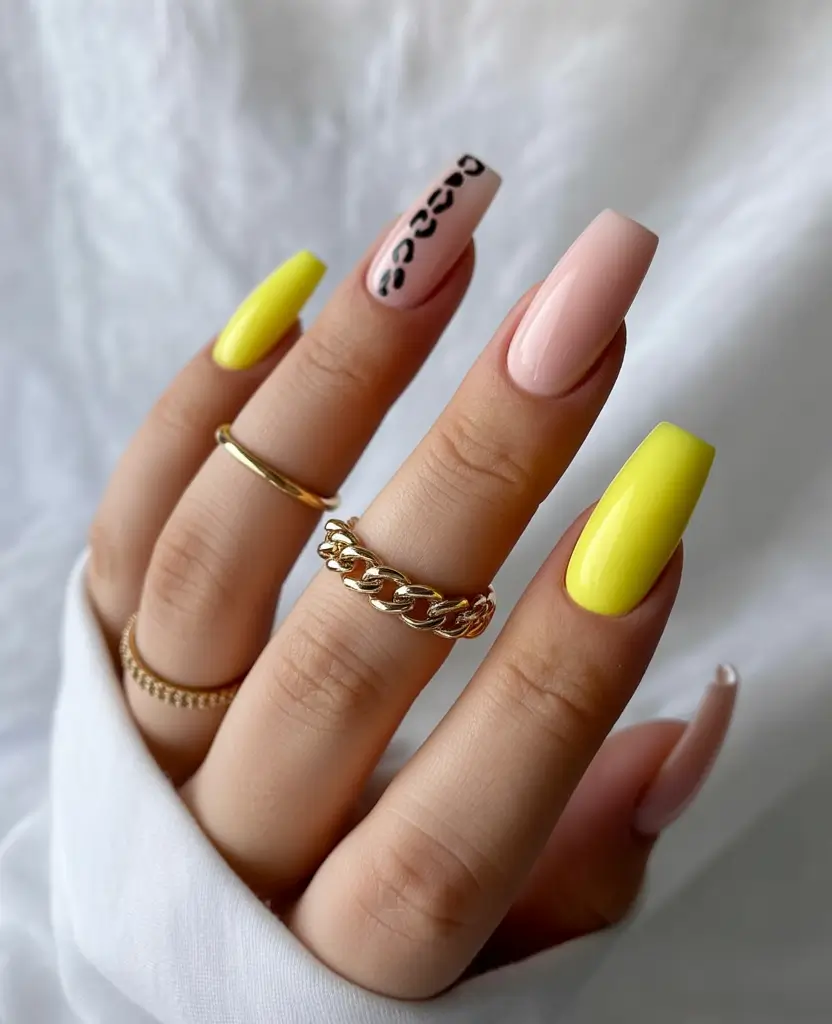 Bright Yellow Nails Made for Summer 2025 Pastel Meets Wild with Chain-Link Flair