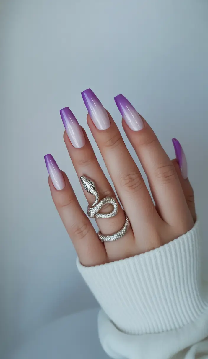 June 2025 Nail Colors Everyone’s Wearing - Lavender Ombre