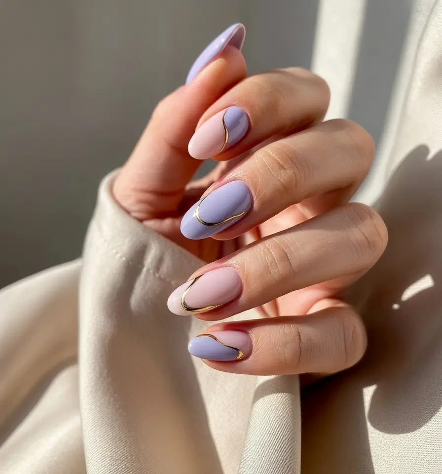 Pretty Summer Nails You’ll Want in 2025 Pastel Curves with a Golden Vein