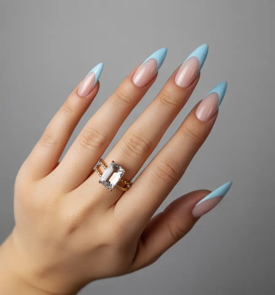 Simple Summer Nail Looks for 2025+Baby Blue French Almond