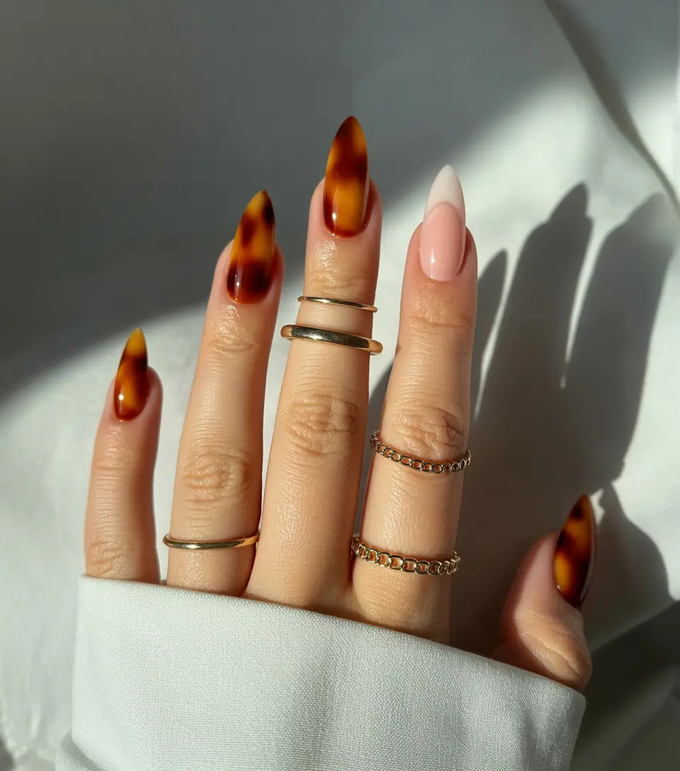 Fall French tip nails 2025 Modern Tortoiseshell & Classic Contrast