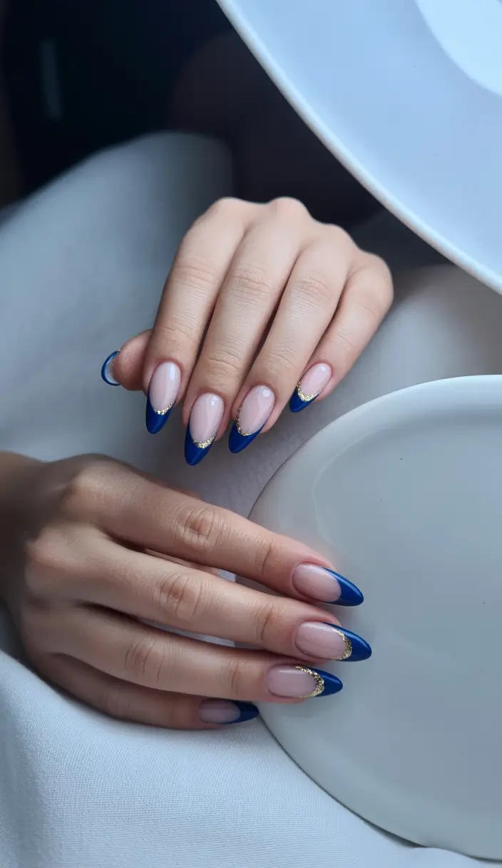 Fall-nail-colors-for-fair-skin-2025-Royal-Blue-French