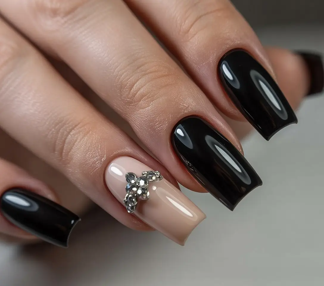 Black fall nails 2025 Chic Contrast with Gloss and Nude