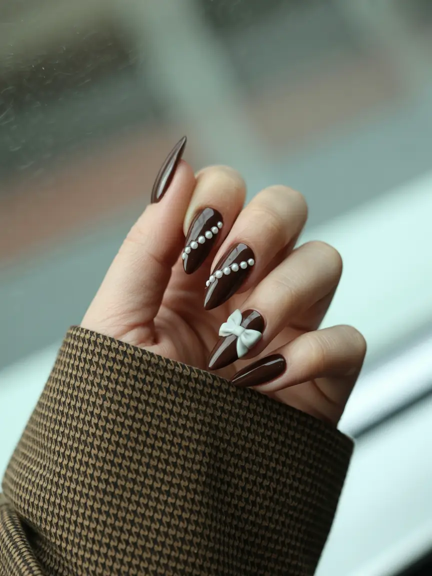 Brown Fall Nails 2025: Inspiring Ideas and Trendy Designs for Autumn