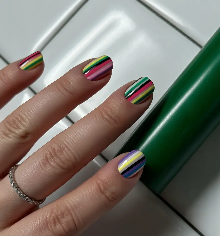 Fall Geometric Nails 2025 Striped Spectrum Minimalism