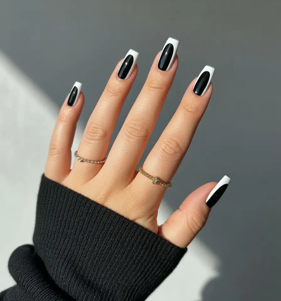 Fall Geometric Nails 2025 Monochrome Elegance in Black and White