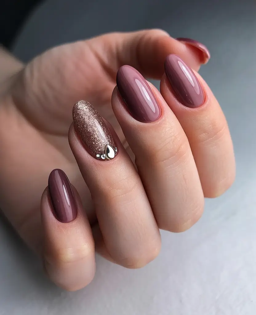 fall nails oval shape 2025 Espresso Sparkle