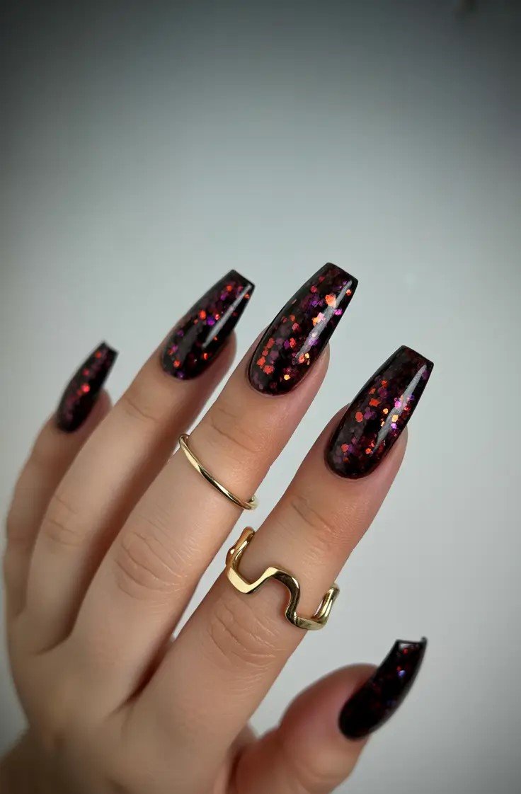 Fall Glitter Nails 2025: Sparkling Designs, Almond Shapes & Acrylic Art for the Season