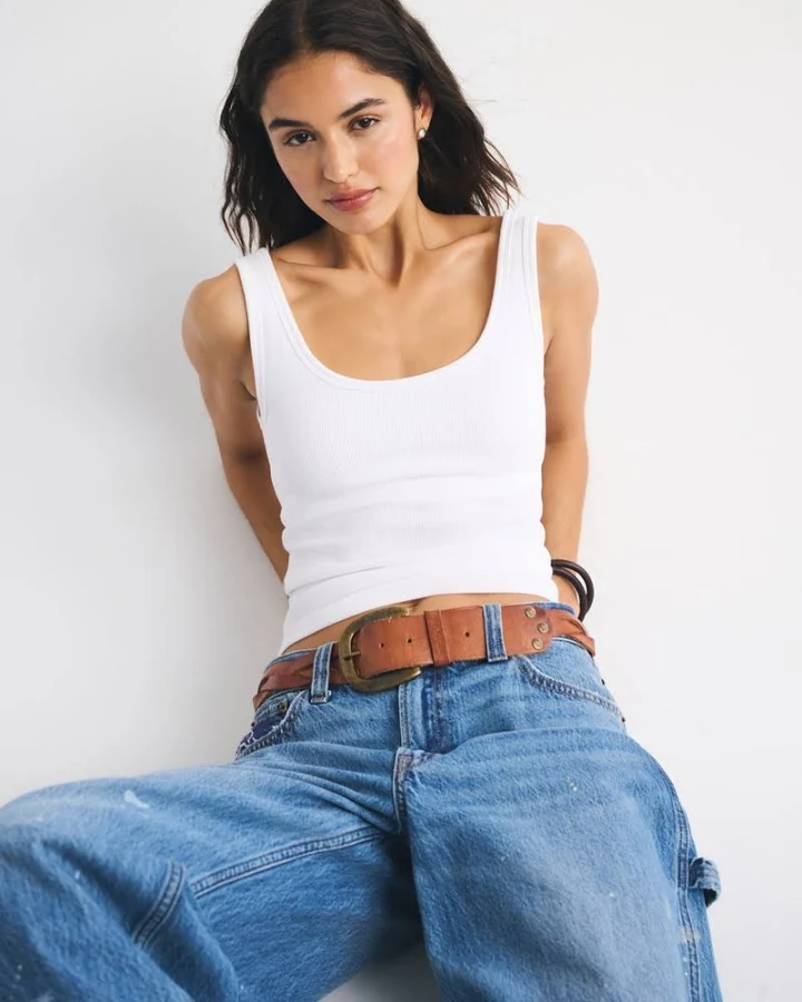 top Abercrombie & Fitch Women's Bra-Free Rib Scoopneck Tank Abercrombie & Fitch $25