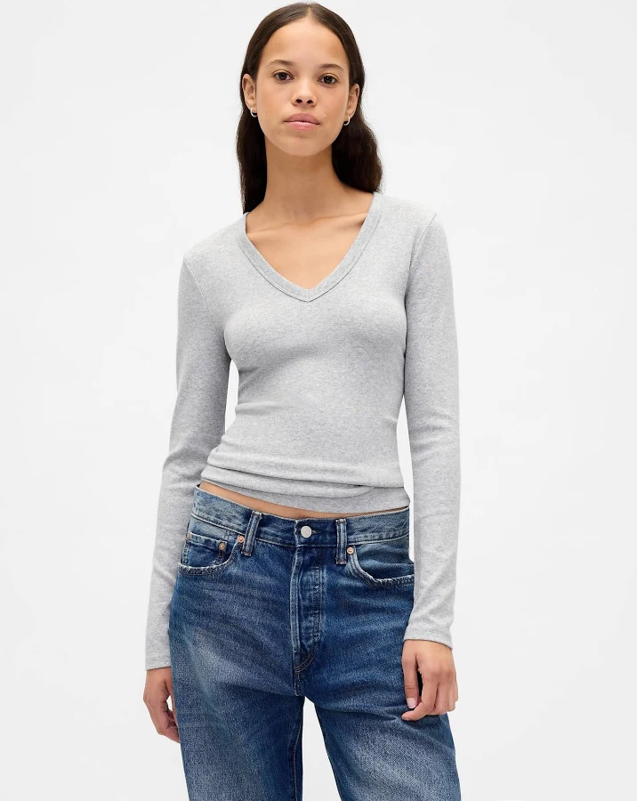 basics Gap Women's Modern V-Neck T-Shirt Gap $31
