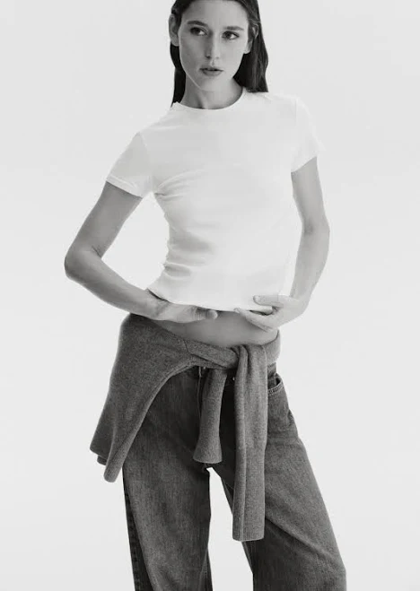 top H&M Ladies Fitted T-Shirt H&M $7.99