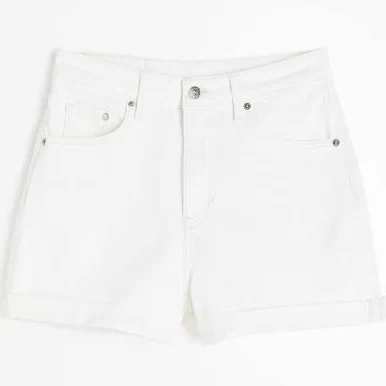 shorts H&M Ladies Mom Ultra High Denim Shorts H&M $24.99