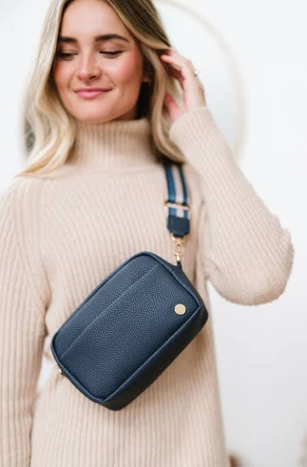 bag Modern+Chic Willow Vegan Leather Convertible Crossbody Bag Modern and Chic $49