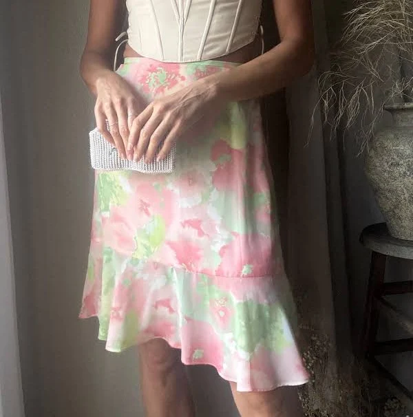 skirt Pretty Vintage Floral Ruffle Hem Midi Skirt Etsy - Seller $49.99