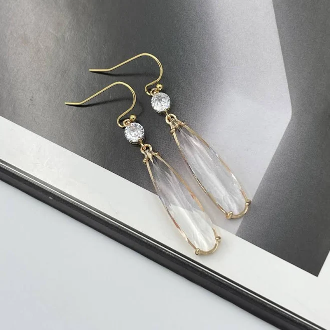 accessory Sparkling Crystal Teardrop Dangle Earrings Etsy - CrystalGuild $35.1